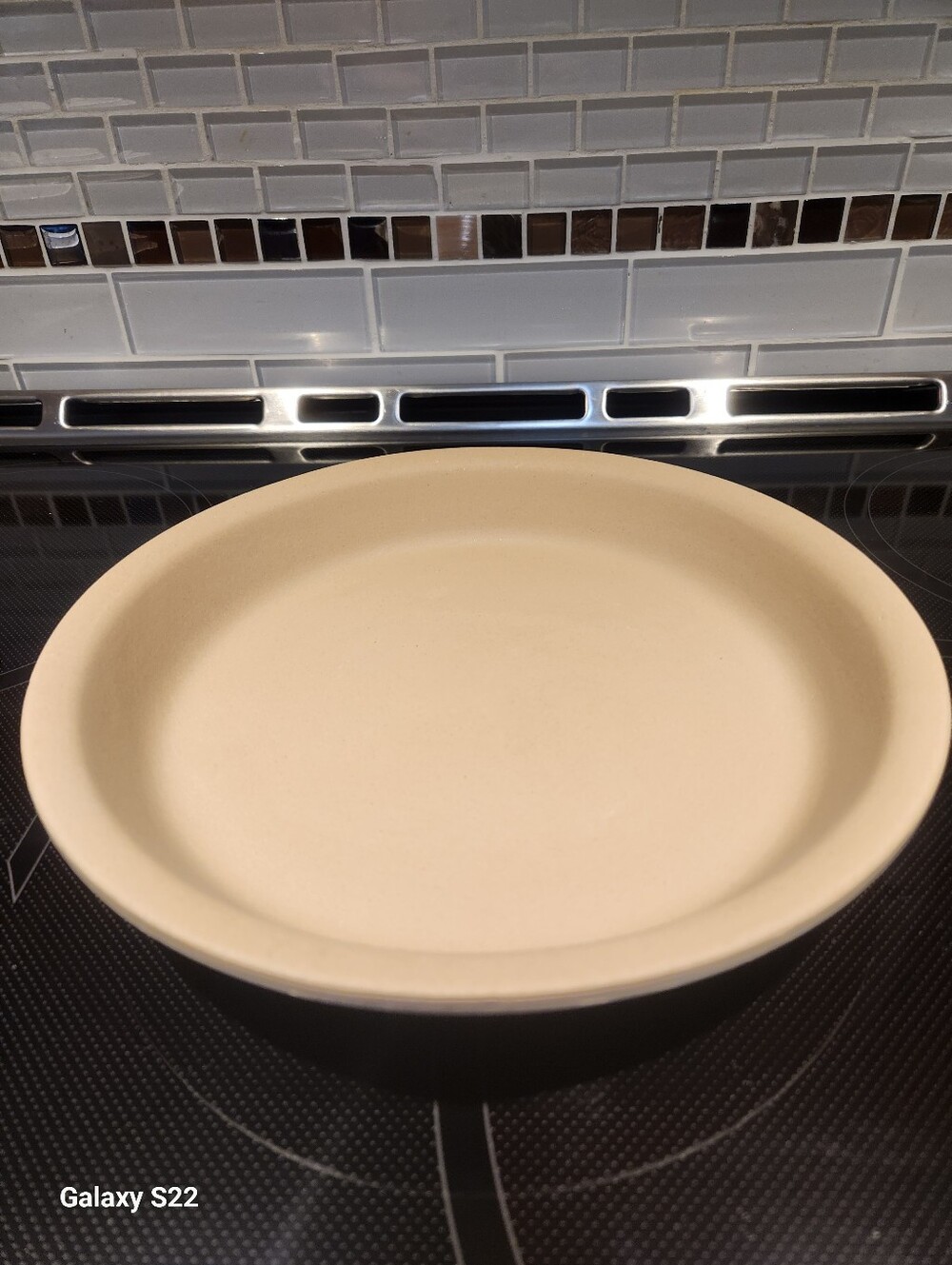 Pampered Chef Sandstone Beige Stoneware Pie Baker New